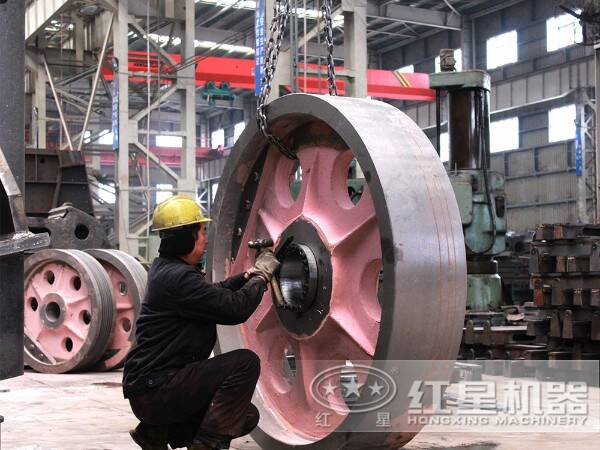 花崗巖鄂破機細(xì)致的做工