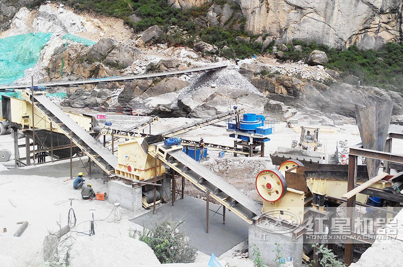 經(jīng)典聯(lián)盟：顎破機+反擊破+制砂機，穩(wěn)定作業(yè)、出料均勻