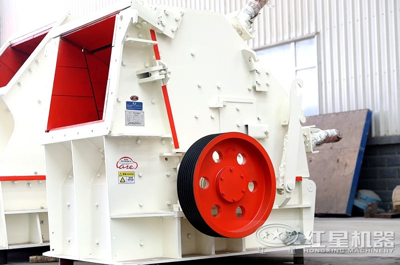 德版反擊破碎機，板錘鎖緊系統(tǒng)，襯板內(nèi)部可替換