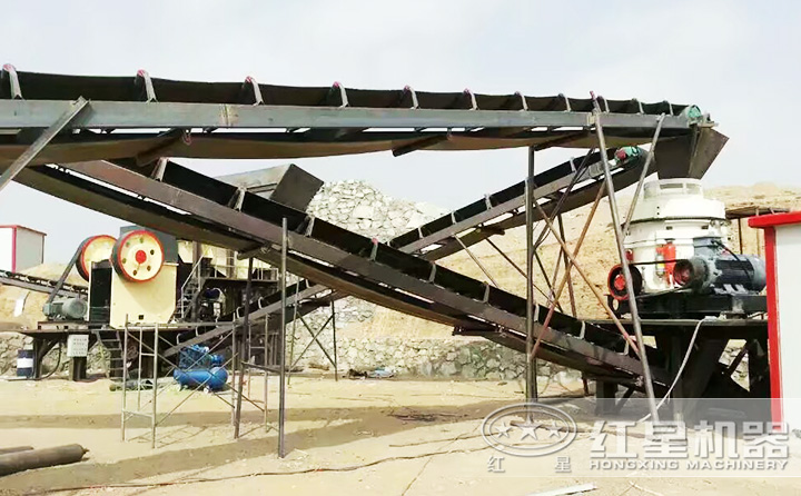 時(shí)產(chǎn)100-150噸生產(chǎn)線現(xiàn)場，環(huán)保無污染，放心生產(chǎn) 