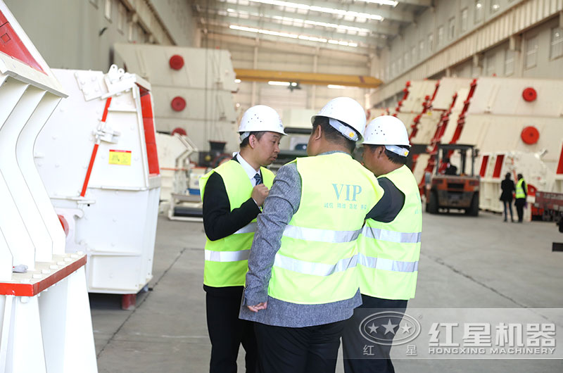 1214反擊破客戶到場參觀，了解性能